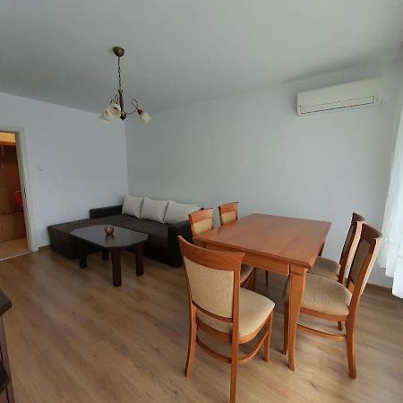 Апртамент Чайка Бл.17 Varna Exterior foto